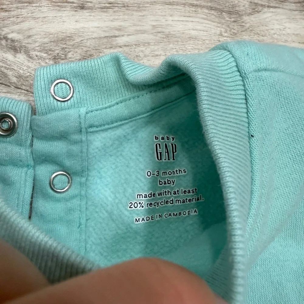 Baby GAP Aqua Blue Fleece Bear Logo Romper Short Sleeve 0-3 Months BB32